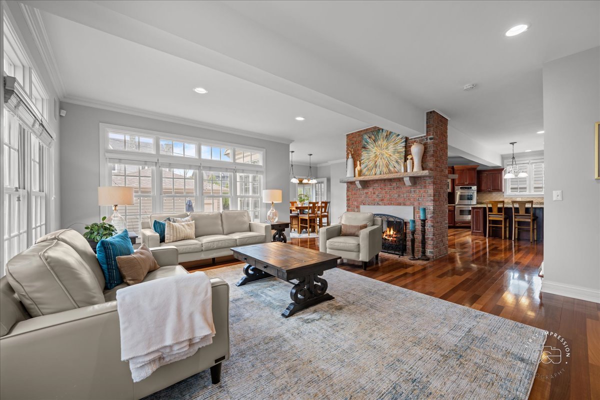 427 South Sleight Street Naperville, IL 60540 - Photo 8 of 37