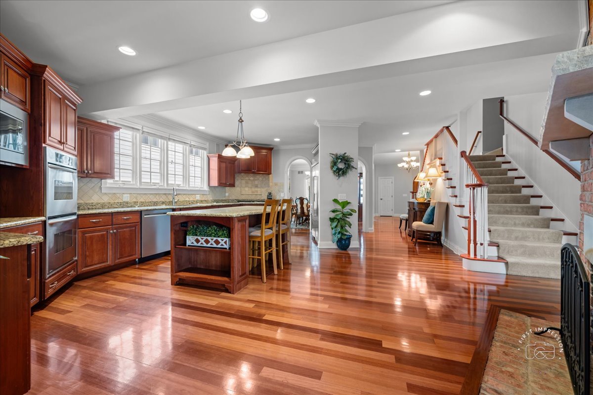 427 South Sleight Street Naperville, IL 60540 - Photo 10 of 37