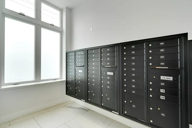 $3,600 | 50 Hichborn Street, Unit 408, Boston, MA 02135