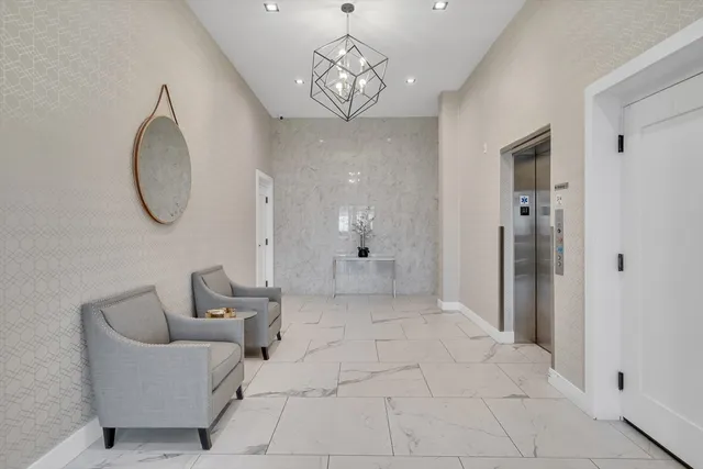 $3,600 | 50 Hichborn Street, Unit 408, Boston, MA 02135