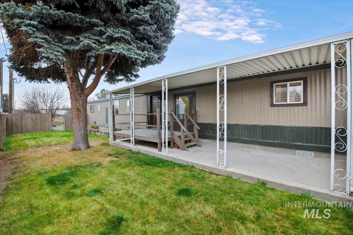 10167 Maymie Road Boise, ID 83714 - Photo 28 of 31 View of yard