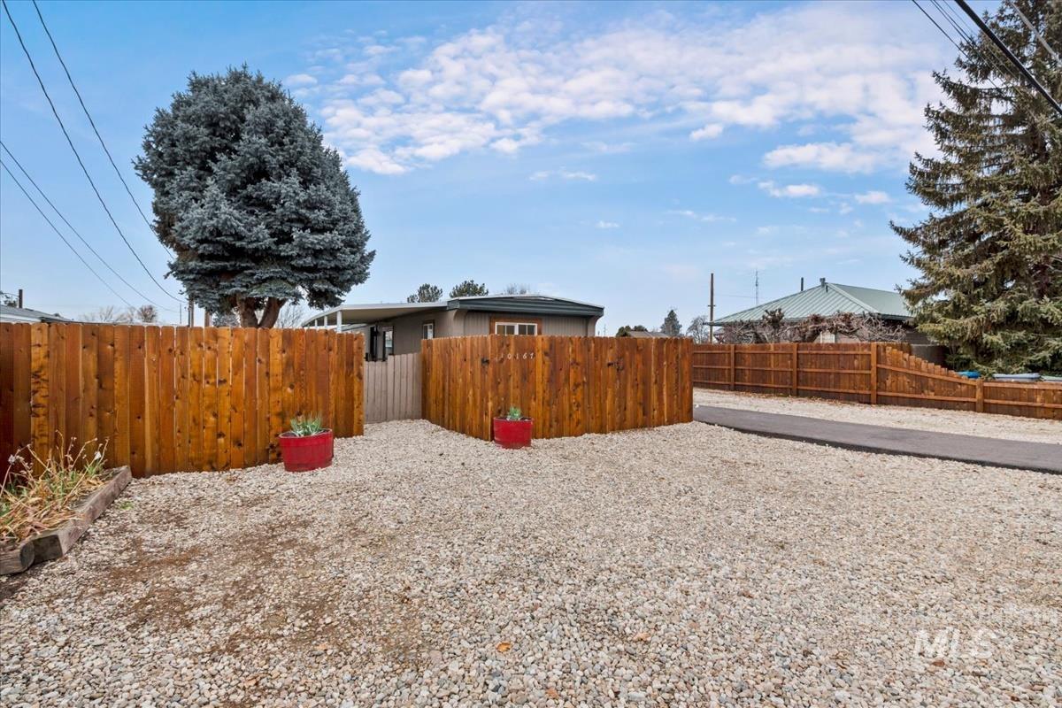 10167 Maymie Road Boise, ID 83714 - Photo 30 of 31 View of fenced backyard