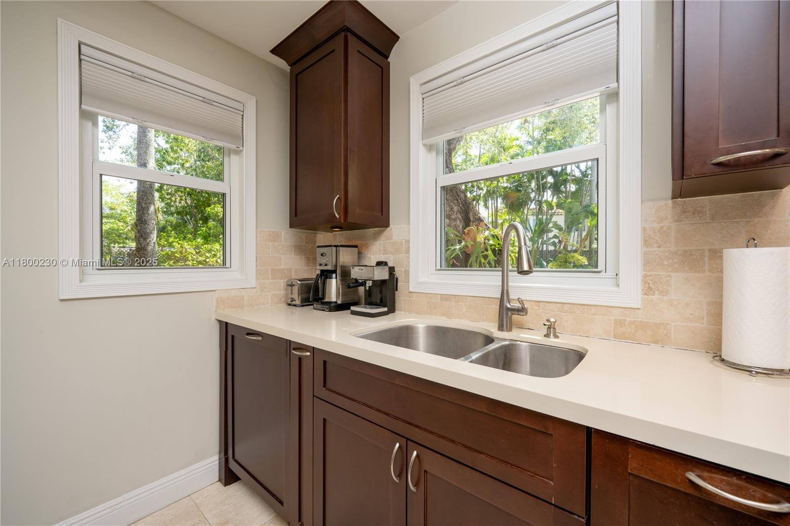 2855 Southwest 17th Avenue Miami, FL 33133 - Photo 51 of 84 Coffee Corner