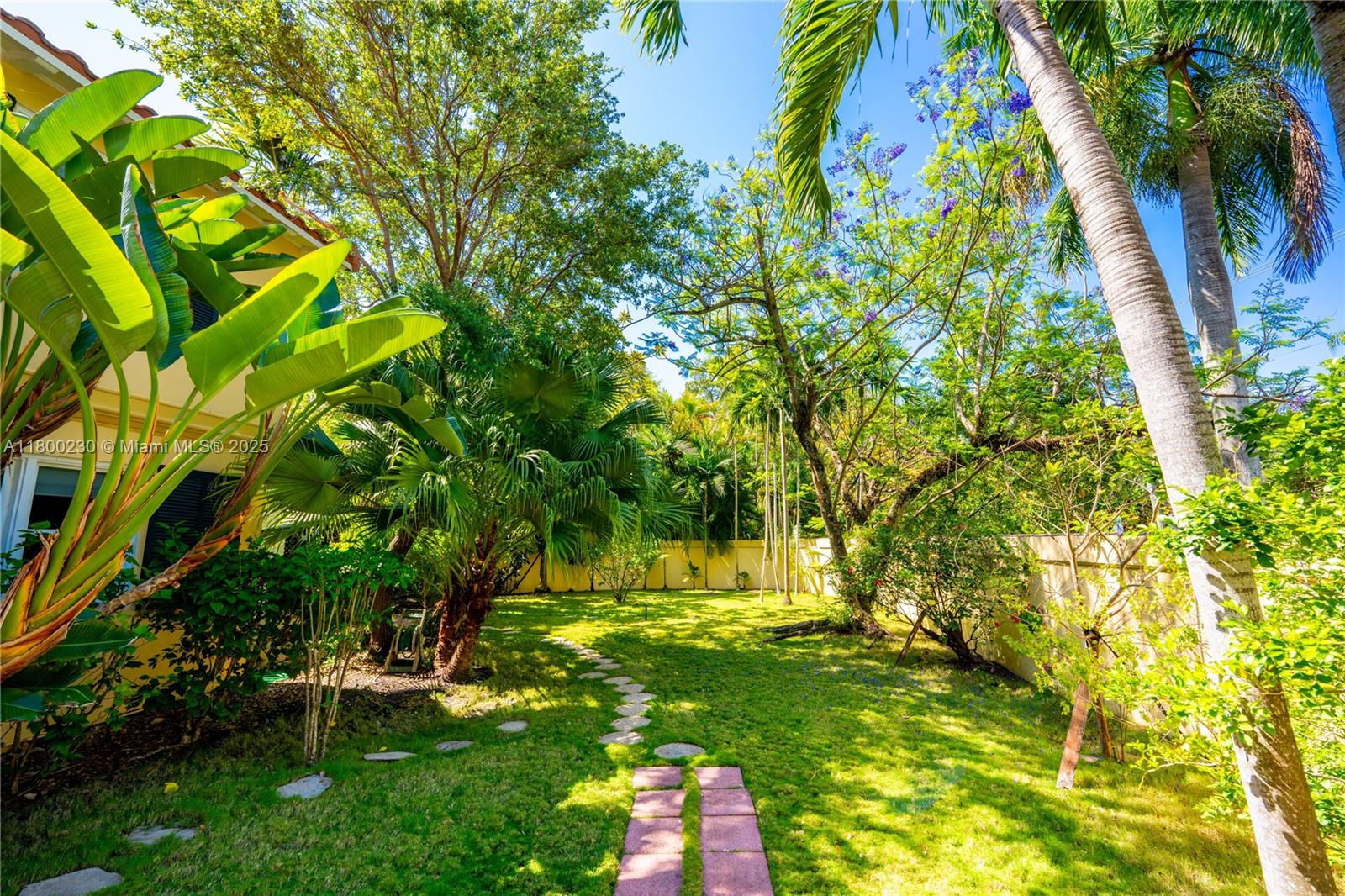 2855 Southwest 17th Avenue Miami, FL 33133 - Photo 75 of 84 a view of yard with green space
