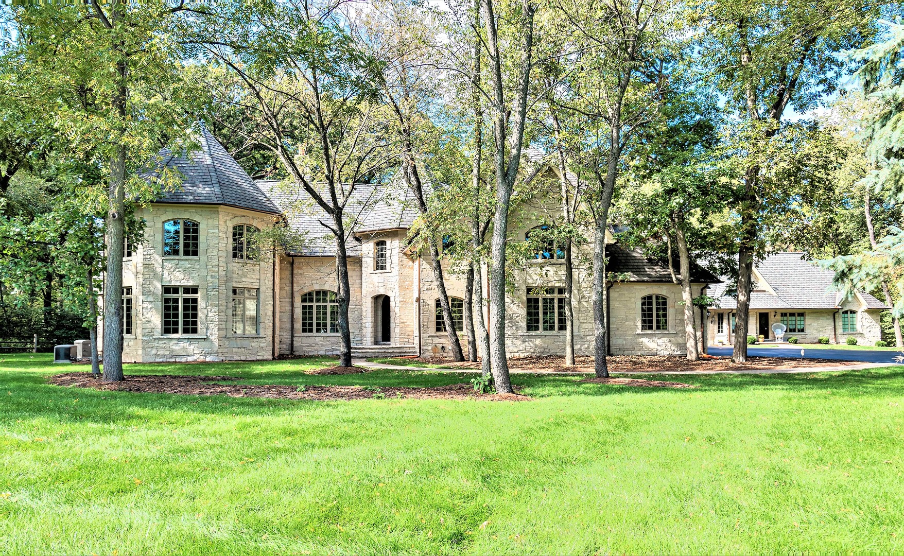 33W644 White Thorne Road Wayne, IL 60184 - Photo 1 of 59 Gallery Image 1