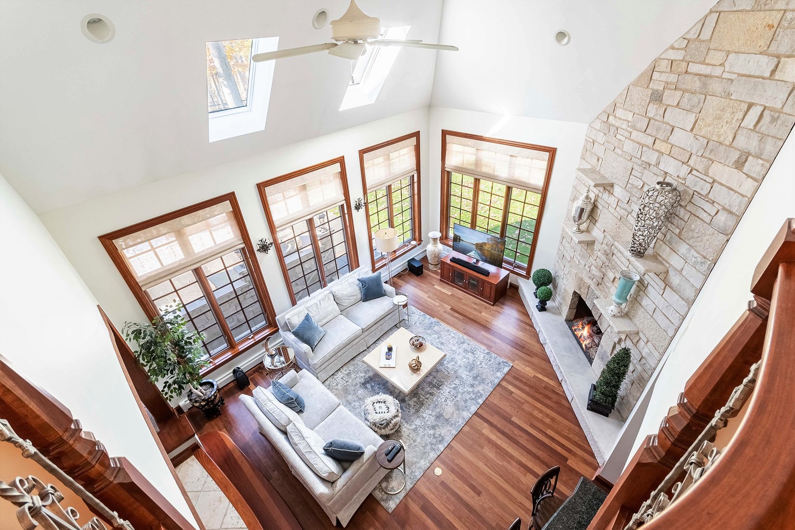 33W644 White Thorne Road Wayne, IL 60184 - Photo 25 of 59 Gallery Image 25