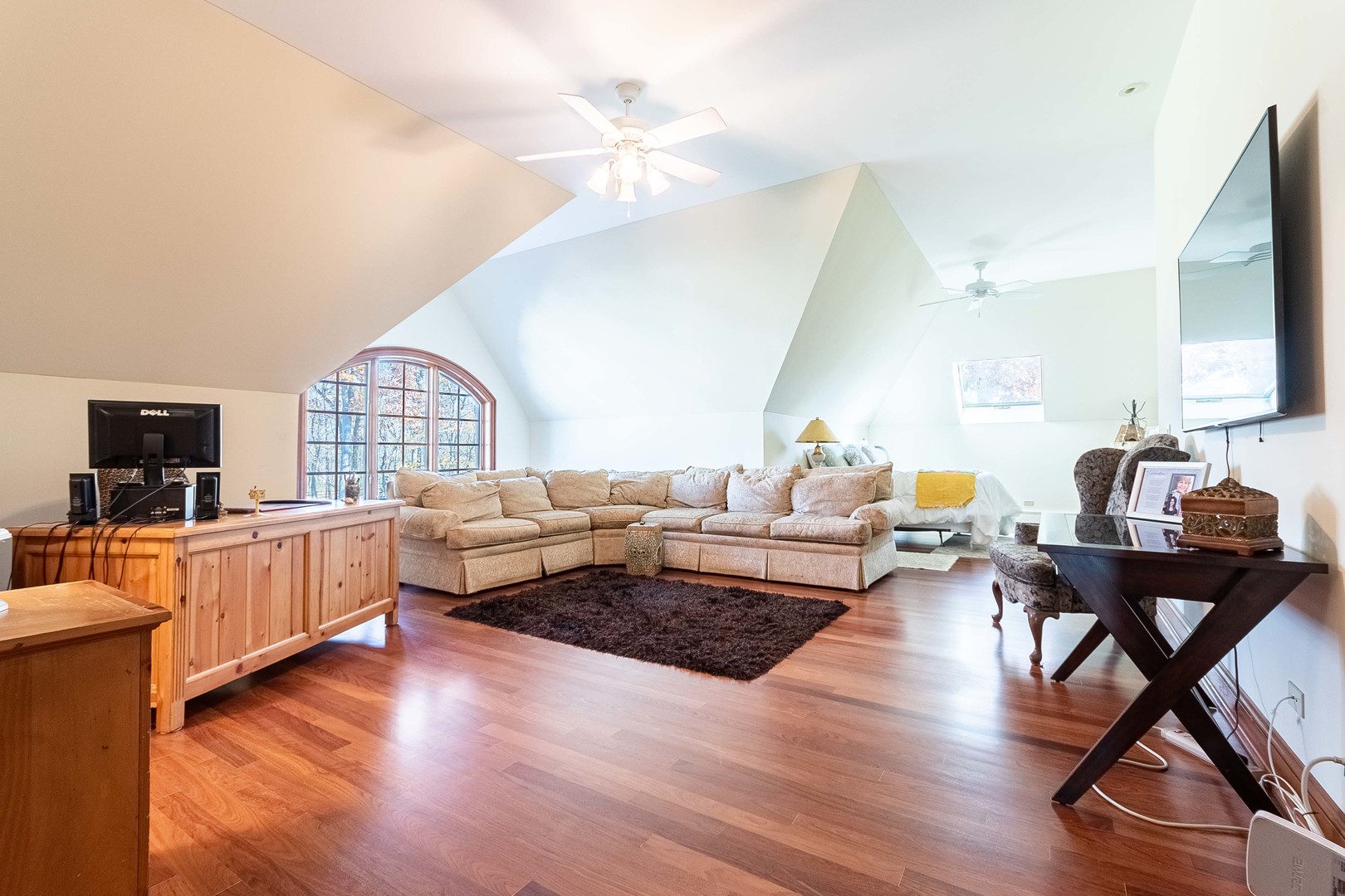 33W644 White Thorne Road Wayne, IL 60184 - Photo 40 of 59 Gallery Image 40