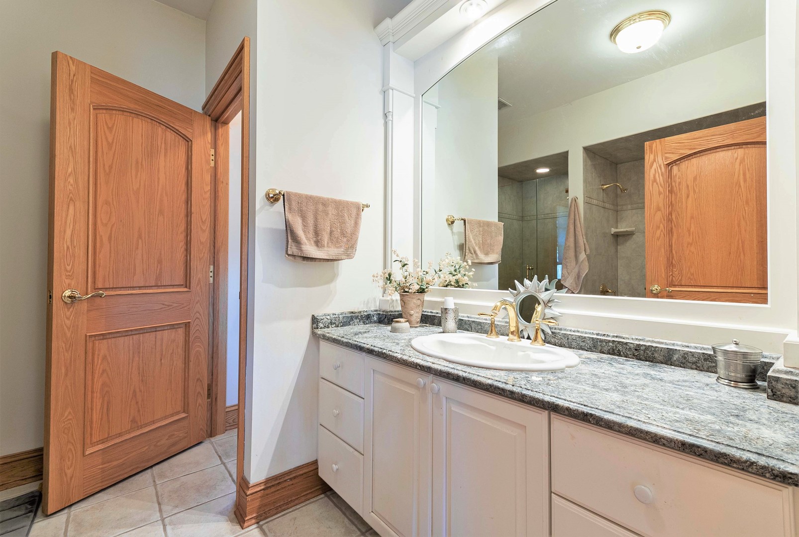33W644 White Thorne Road Wayne, IL 60184 - Photo 54 of 59 Gallery Image 54
