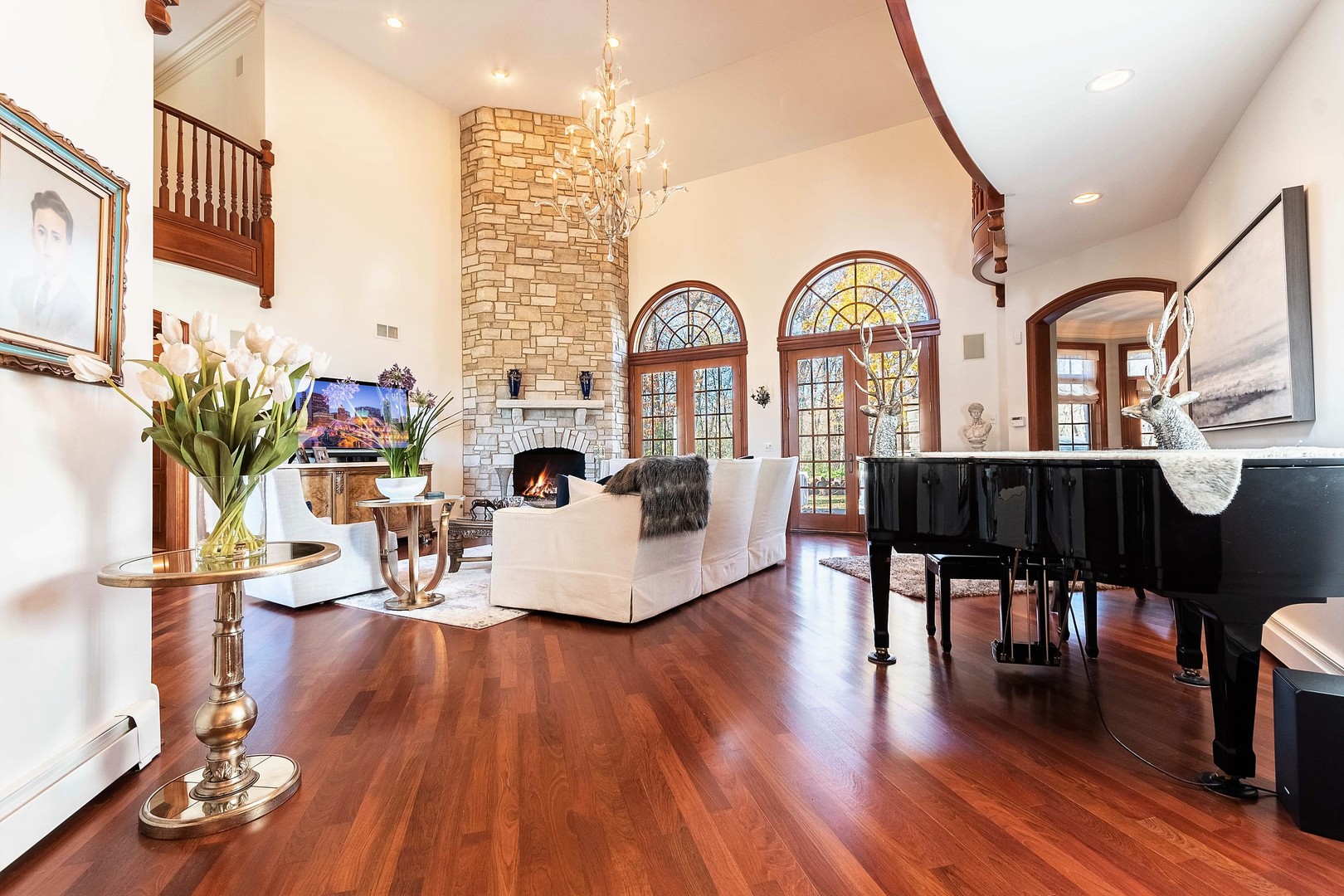 33W644 White Thorne Road Wayne, IL 60184 - Photo 8 of 59 Gallery Image 8