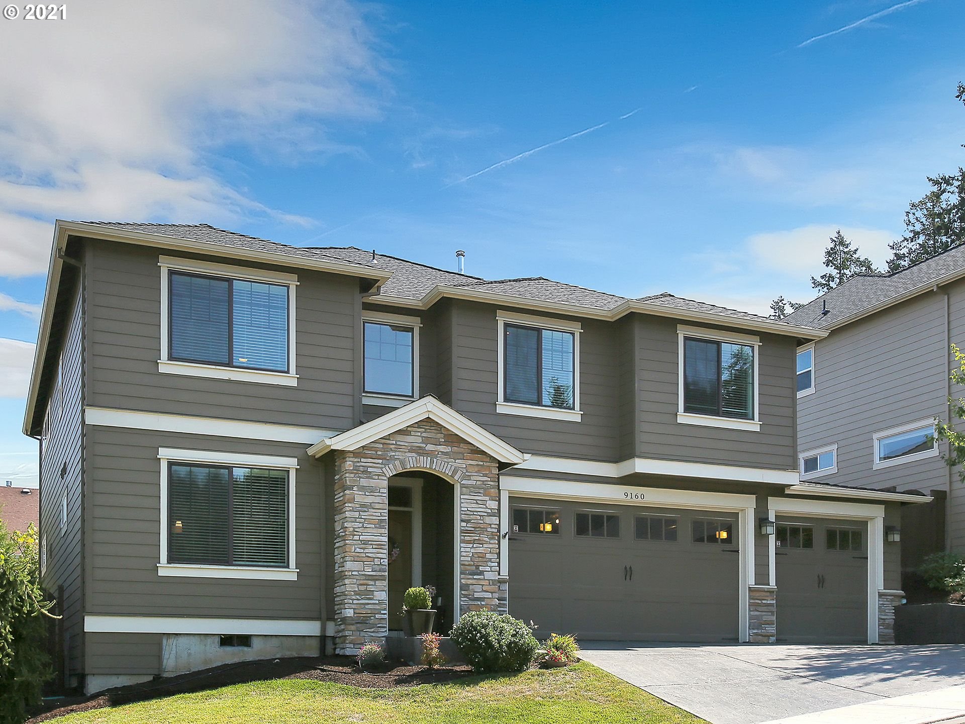 9160 Southwest 166th Terrace Beaverton, OR 97007 - Photo 2 of 30