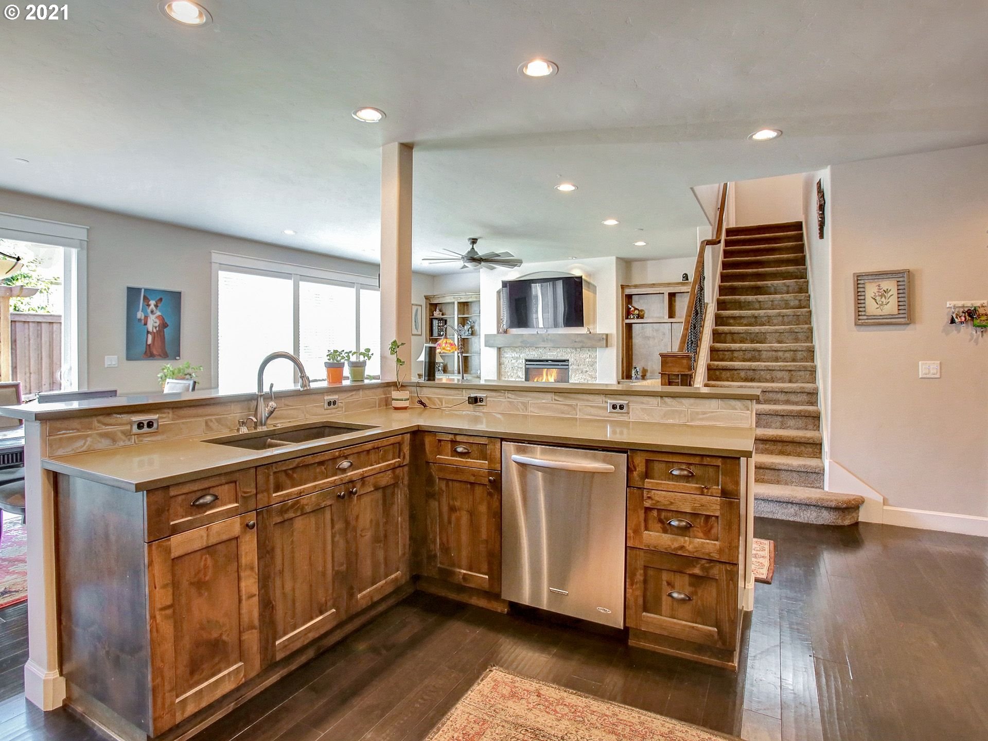 9160 Southwest 166th Terrace Beaverton, OR 97007 - Photo 6 of 30