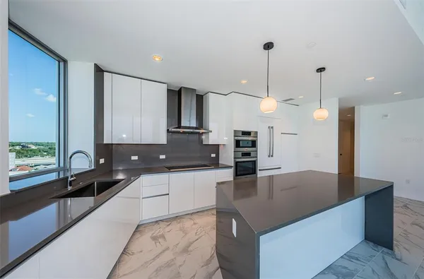 $1,199,000 | 777 3rd Avenue North, Unit 908, St. Petersburg, FL 33701