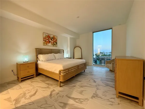 $1,199,000 | 777 3rd Avenue North, Unit 908, St. Petersburg, FL 33701