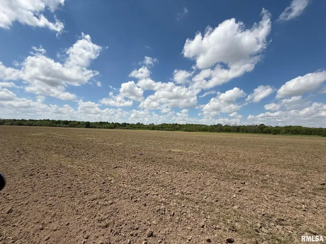 $2,200,500 | 163 M/lsaltriver Acres Lane, Shelbyville, MO 63469