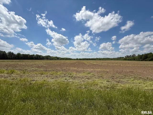 $2,200,500 | 163 M/lsaltriver Acres Lane, Shelbyville, MO 63469