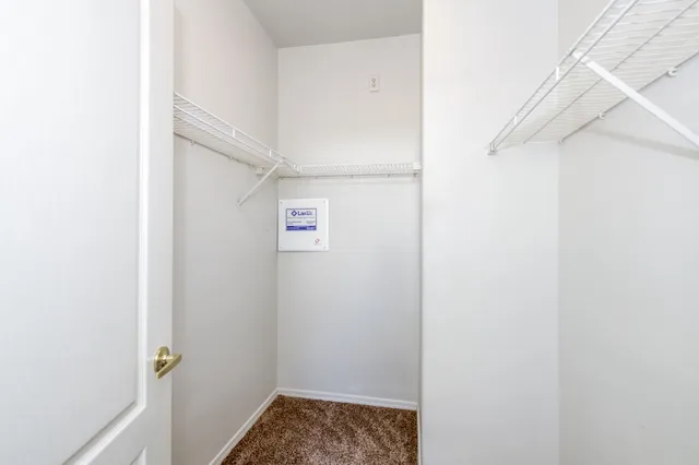 $424,999 | 673 West Fontaine Lane, Clovis, CA 93619