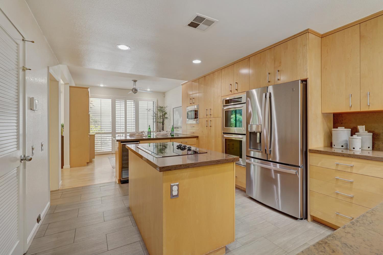 476 Wyndgate Road Sacramento, CA 95864 - Photo 35 of 69