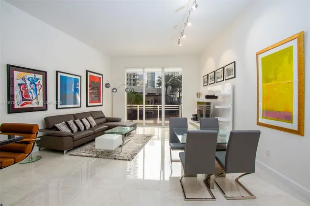 $6,200 | 901 Brickell Key Boulevard, Unit 509, Miami, FL 33131