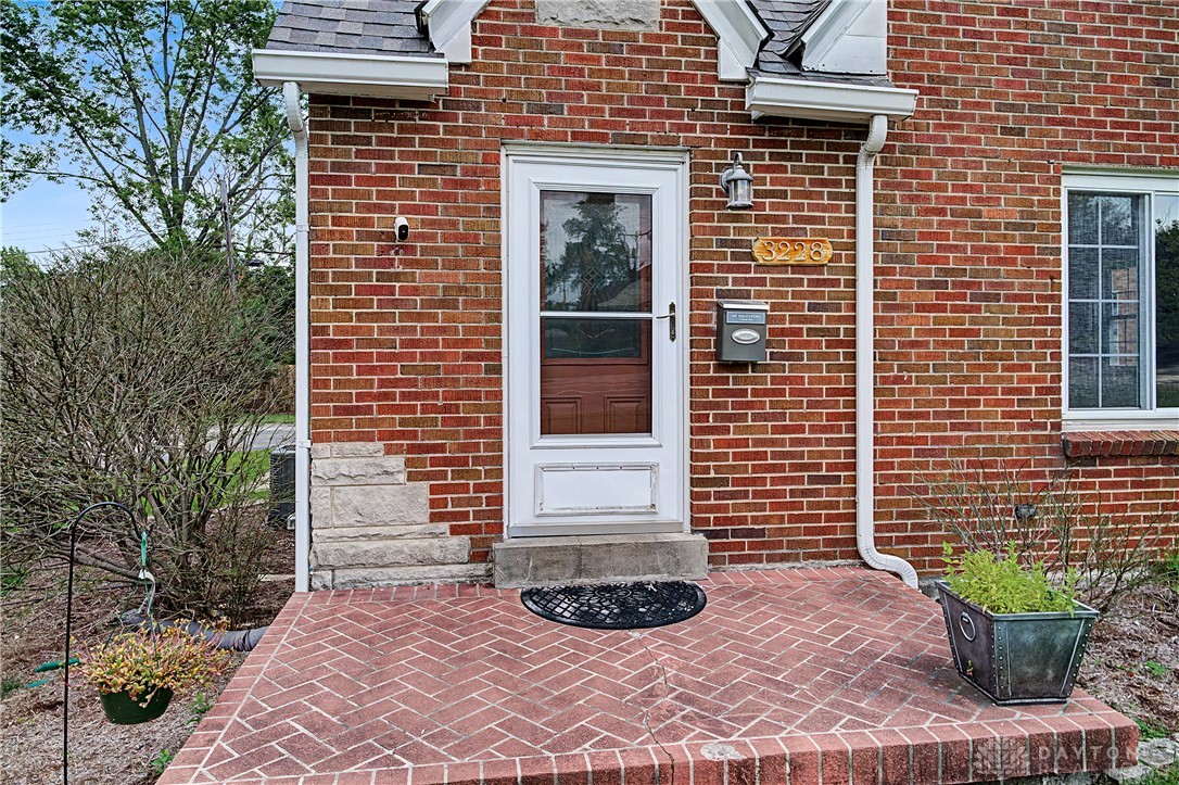 3228 Shroyer Road Kettering, OH 45429 - Photo 11 of 44
