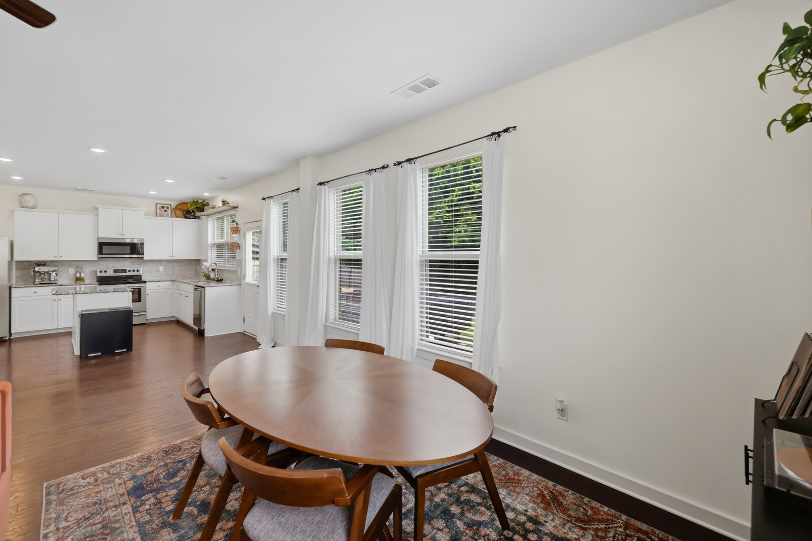 8015 Regiment Drive Spring Hill, TN 37174 - Photo 10 of 39