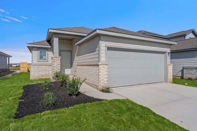 $284,998 | 133 Hatari Trail, Jarrell, TX 76537