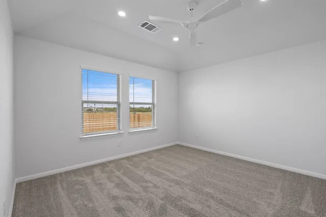 $284,998 | 133 Hatari Trail, Jarrell, TX 76537