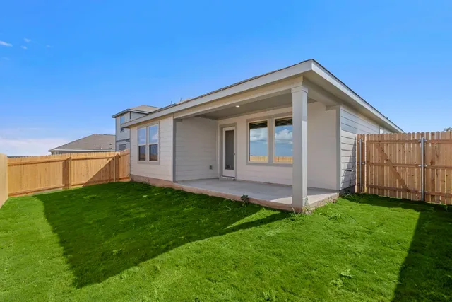 $284,998 | 133 Hatari Trail, Jarrell, TX 76537