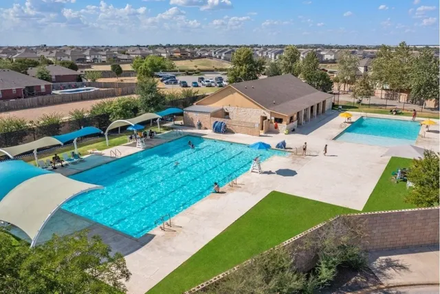 $284,998 | 133 Hatari Trail, Jarrell, TX 76537