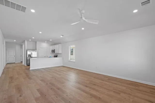 $284,998 | 133 Hatari Trail, Jarrell, TX 76537