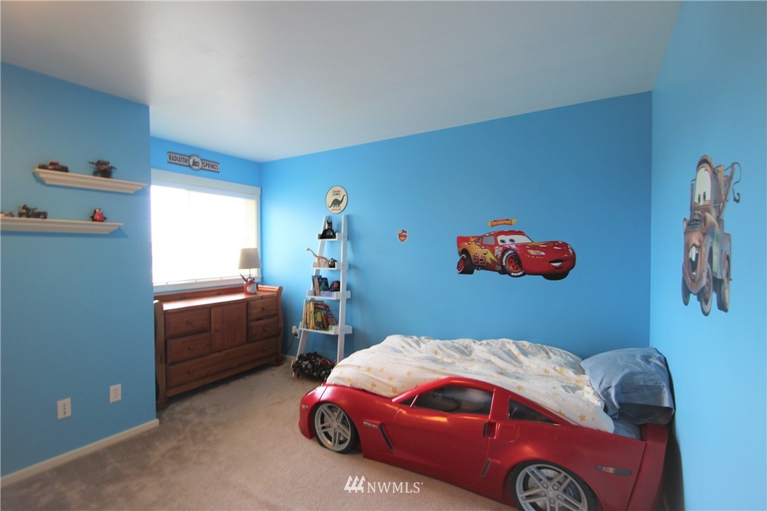 17059 168th Court Southeast Renton, WA 98058 - Photo 16 of 25 Gallery Image 16