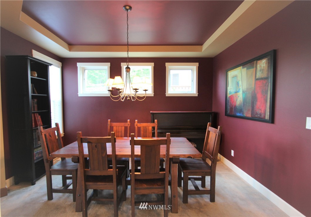 17059 168th Court Southeast Renton, WA 98058 - Photo 10 of 25 Gallery Image 10