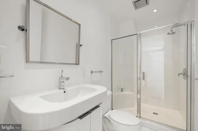 a view of a large window with an outdoor view