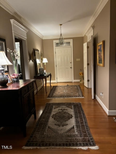 7 Hastings Square Durham, NC 27707 - Photo 4 of 28 a living room with furniture and a rug