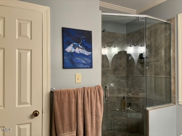 7 Hastings Square Durham, NC 27707 - Photo 6 of 28 a bathroom with a shower