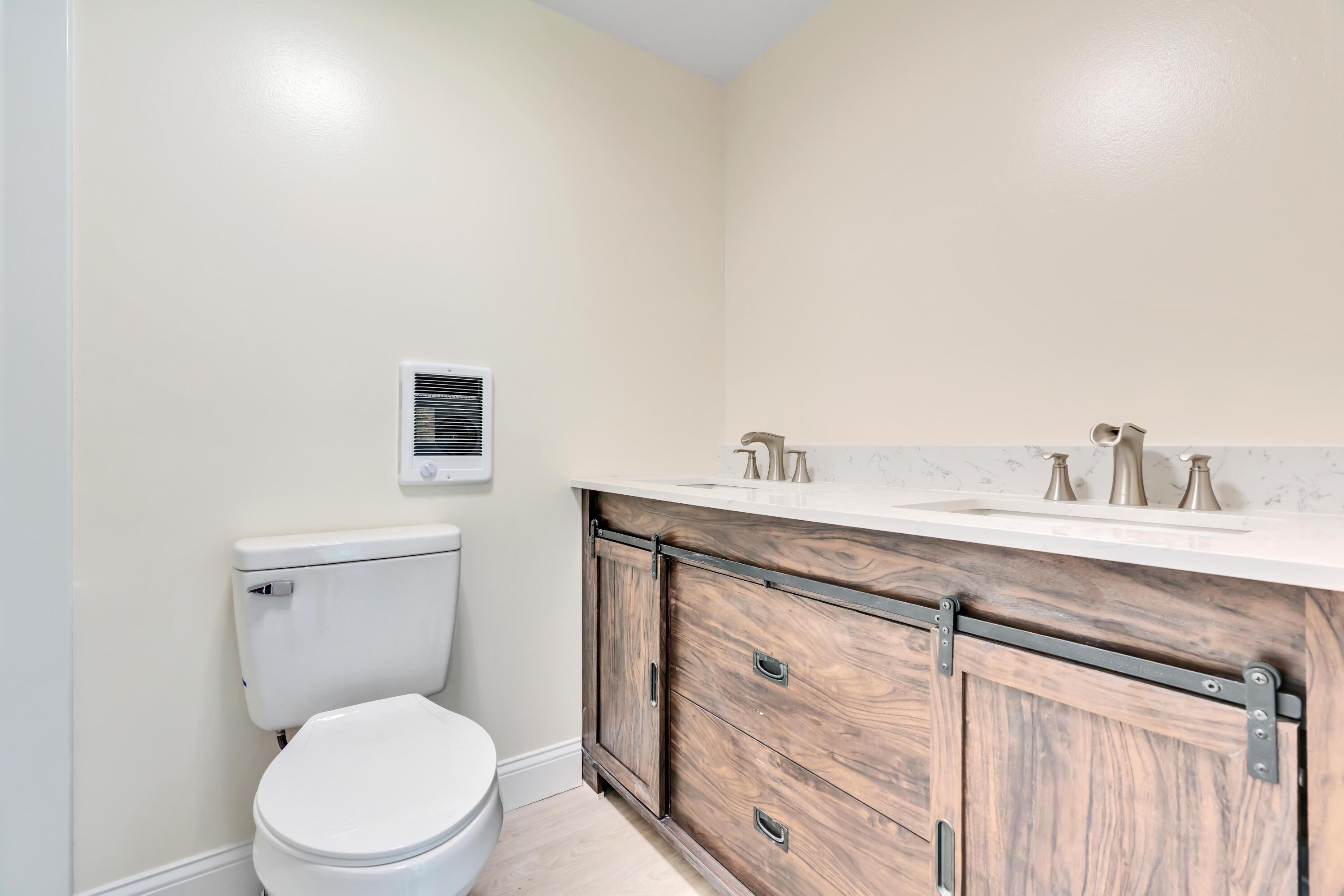 49 Old Falls Road Kennebunk, ME 04043 - Photo 16 of 24 masterbath