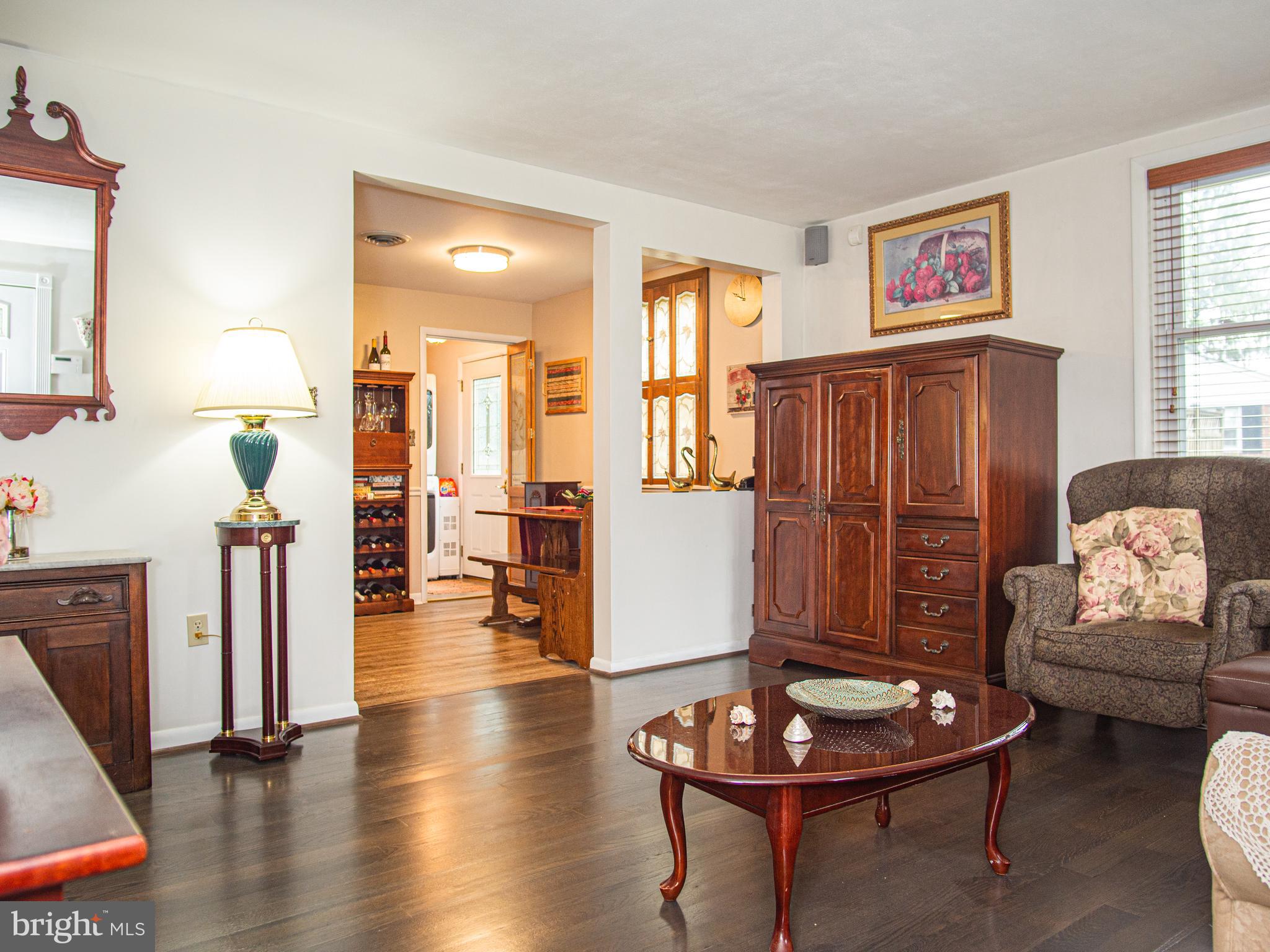 7734 Carter Road Sykesville, MD 21784 - Photo 11 of 31 Living Room