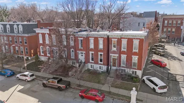 $1,250 | 2348 Rutger Street, Unit B, St. Louis, MO 63104