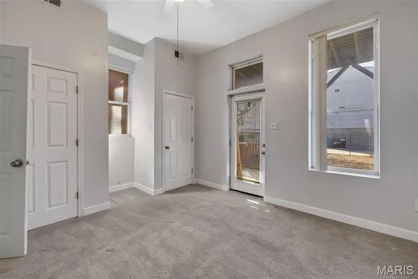 $1,250 | 2348 Rutger Street, Unit B, St. Louis, MO 63104