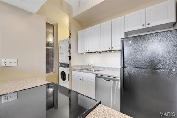 $1,250 | 2348 Rutger Street, Unit B, St. Louis, MO 63104