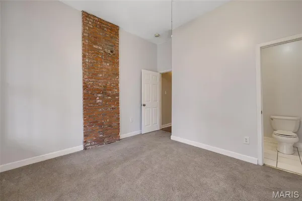 $1,250 | 2348 Rutger Street, Unit B, St. Louis, MO 63104