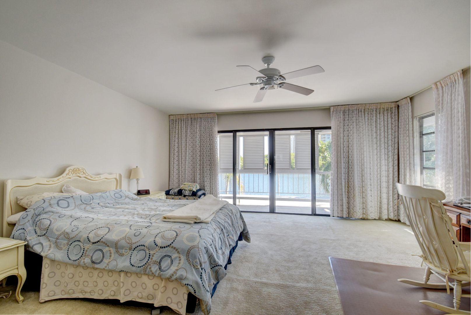 879 Berkley Street Boca Raton, FL 33487 - Photo 37 of 58 36_virtuals1 (36)