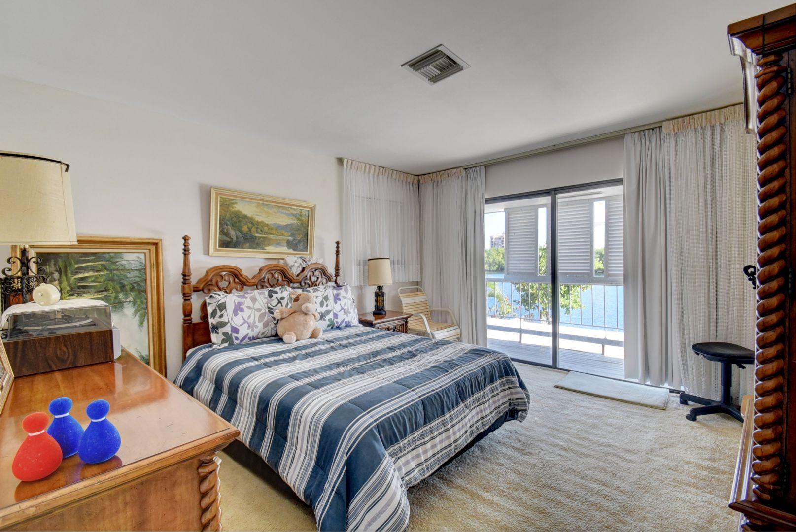 879 Berkley Street Boca Raton, FL 33487 - Photo 46 of 58 45_virtuals1 (45)