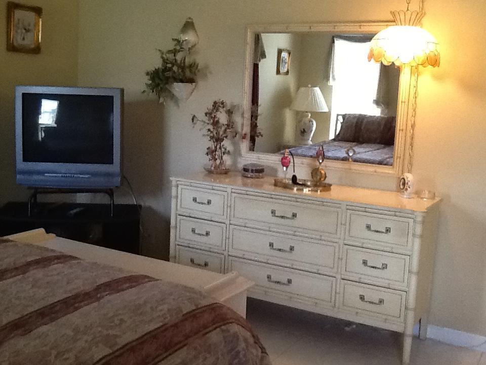 2860 Southwest 13th Street, Unit 101 Delray Beach, FL 33445 - Photo 17 of 70 IMG_1209