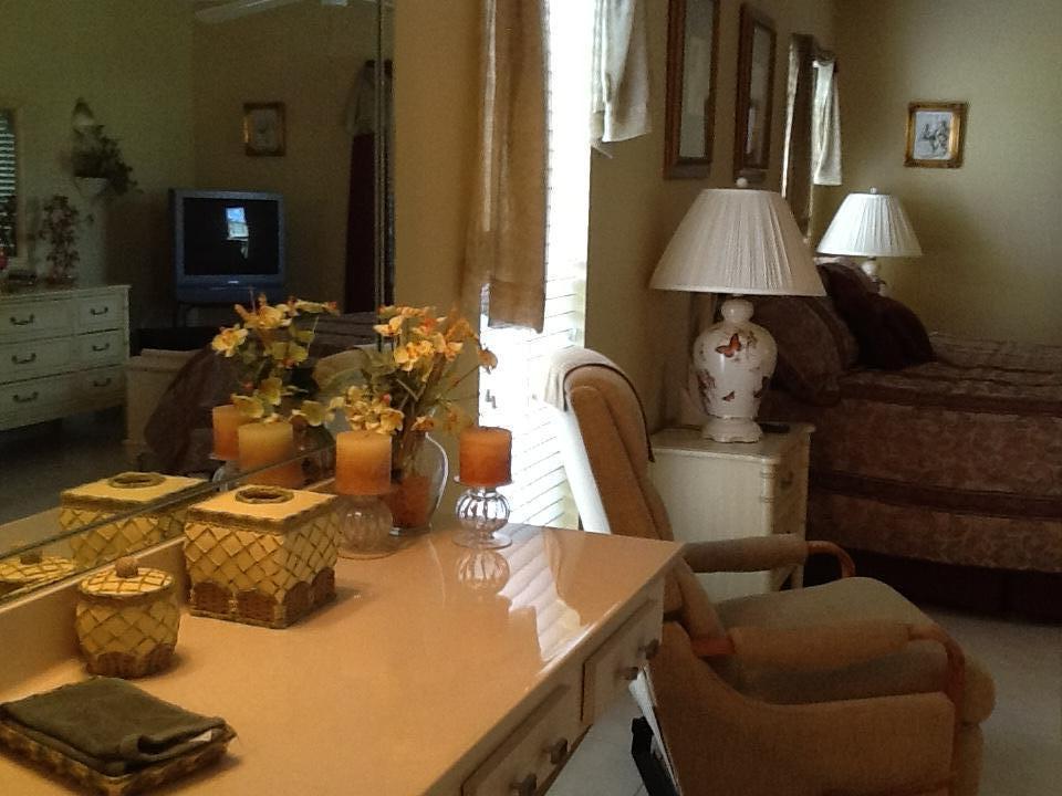 2860 Southwest 13th Street, Unit 101 Delray Beach, FL 33445 - Photo 20 of 70 IMG_1220