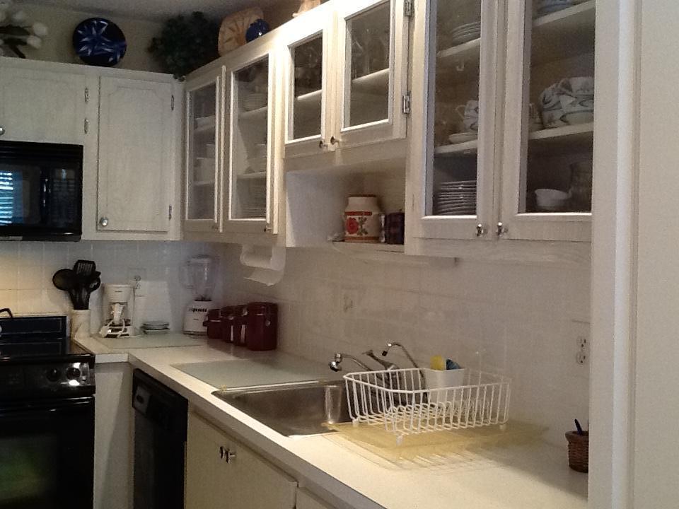 2860 Southwest 13th Street, Unit 101 Delray Beach, FL 33445 - Photo 4 of 70 IMG_1195