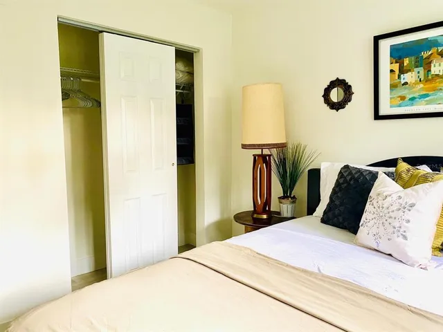 $725,000 | 415 Mapleway, Unit A & B, Safety Harbor, FL 34695