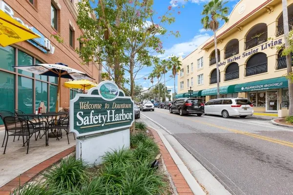 $715,000 | 415 Mapleway, Unit A & B, Safety Harbor, FL 34695