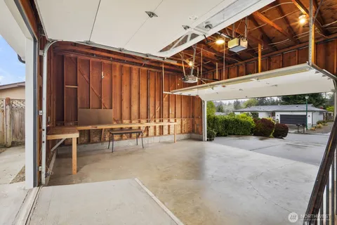 $799,850 | 13080 Southeast 160th Place, Renton, WA 98058