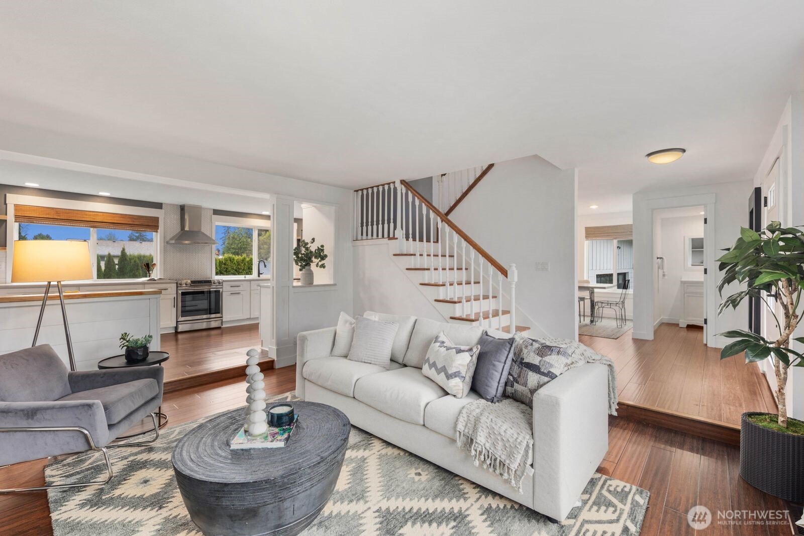 13080 Southeast 160th Place Renton, WA 98058 - Photo 4 of 34