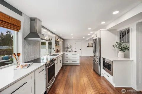 $799,850 | 13080 Southeast 160th Place, Renton, WA 98058